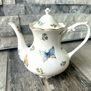 Grace Tea Ware Butterfly Dragonfly Meadows Porcelain Teapot Gold detail